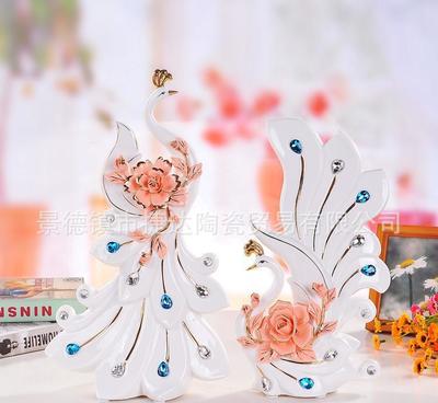 批發(fā)景德鎮(zhèn)陶瓷工藝品現(xiàn)代家居 裝飾品擺件 描金情侶孔雀